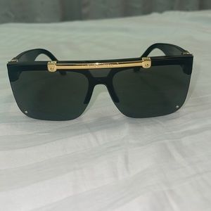 Louis Vuitton unisex glasses, with little use, in perfect condition